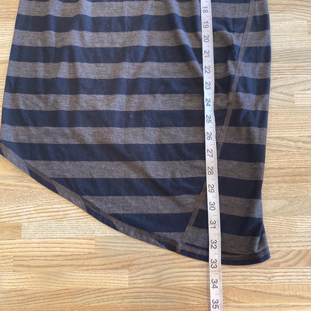 Lululemon - Picture 3 of 4